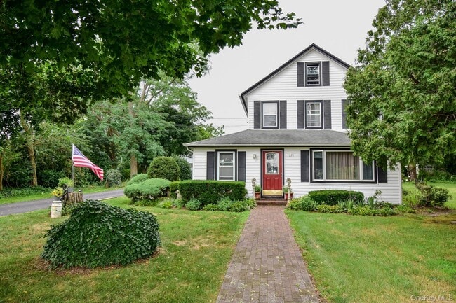 Photo - 376 Terryville Rd
