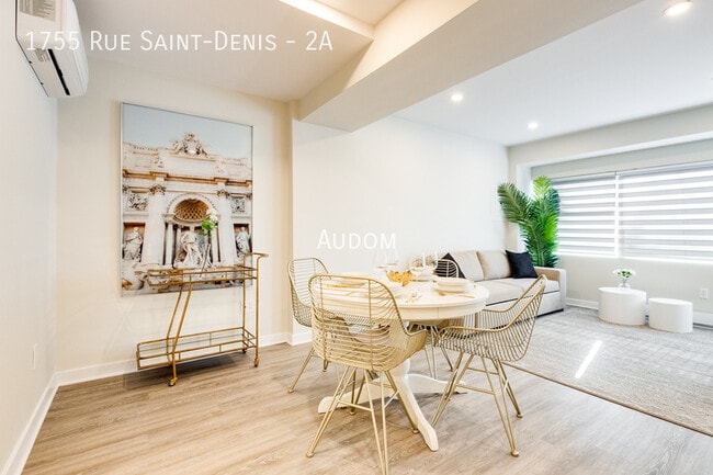 Building Photo - 1755 R. Saint-Denis Unit 2A