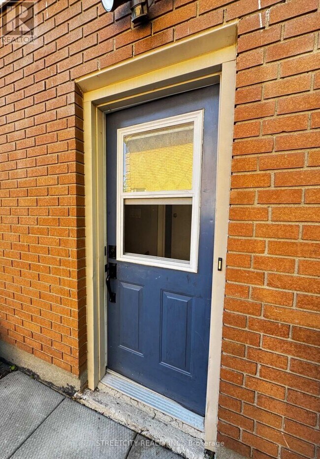 Photo - 237 Homestead Crescent