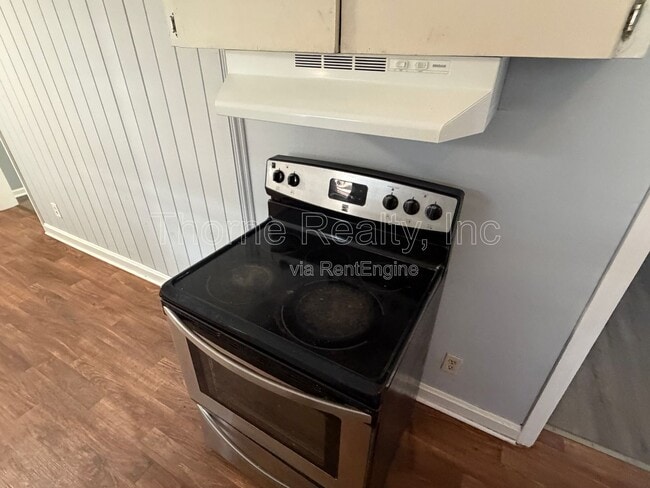Photo - 1416 Rosewood Ave