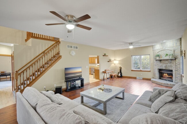 Photo - N54W16164 Westwind Dr