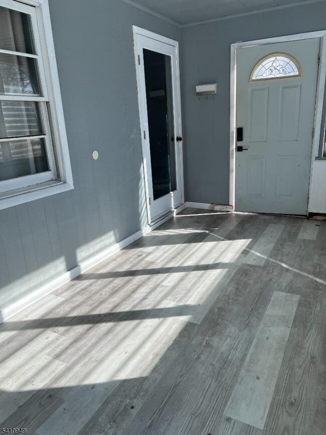 Photo - 126 Metro Trail