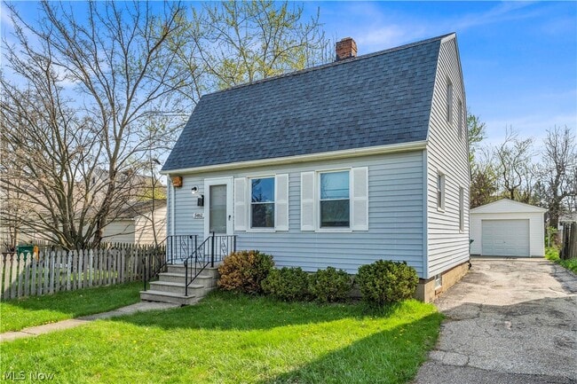Photo - 5461 Clement Ave