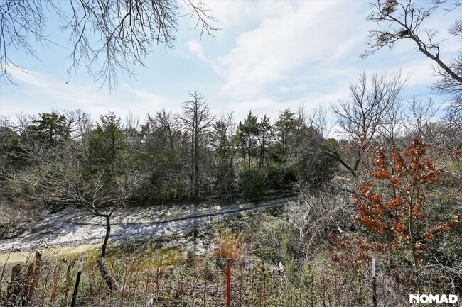 Photo - 2102 W Bear Creek Rd