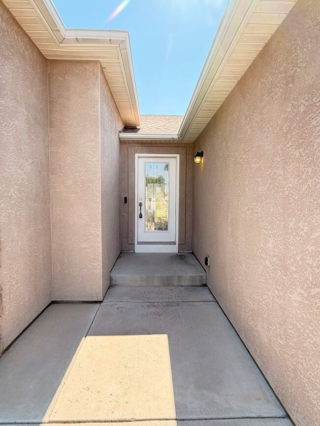 Photo - GORGEOUS 3Bed 2Bath 3Car Garage in NorthEast GJ!!!!!