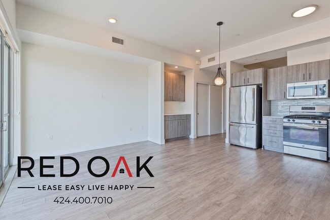 Photo - 1331 W 7th St Unit 611