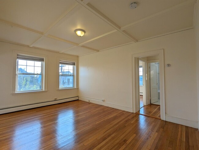 Photo - 32 College Ave Unidad 40