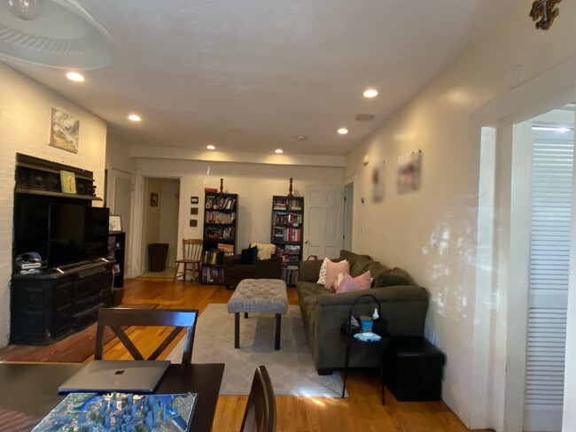 Photo - 1751 Beacon St Apartments Unit 1
