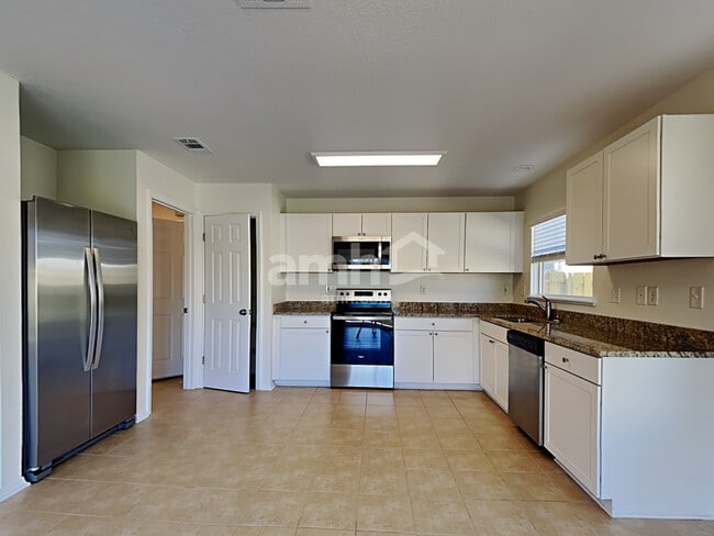 Photo - 77088 Cobblestone Dr