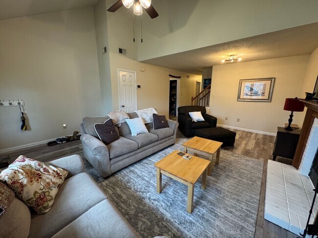 Photo - Well Maintained Single-Family Home in FC School District