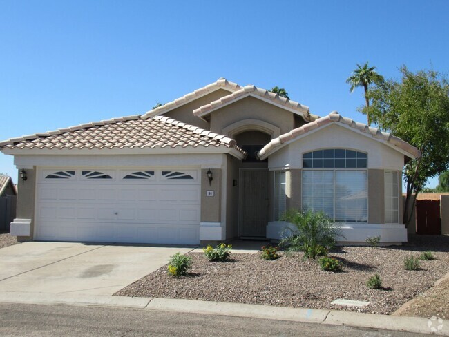 Building Photo - Spacious Home in Superstition Springs!