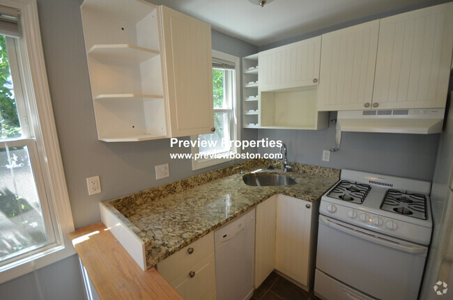 Building Photo - 12 Cheever Ct Unit 2 Rental