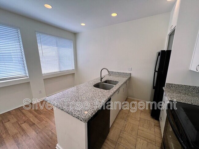 Photo - 4015 Bowser Ave