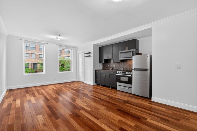 Photo - 262 Warren St Unit 3