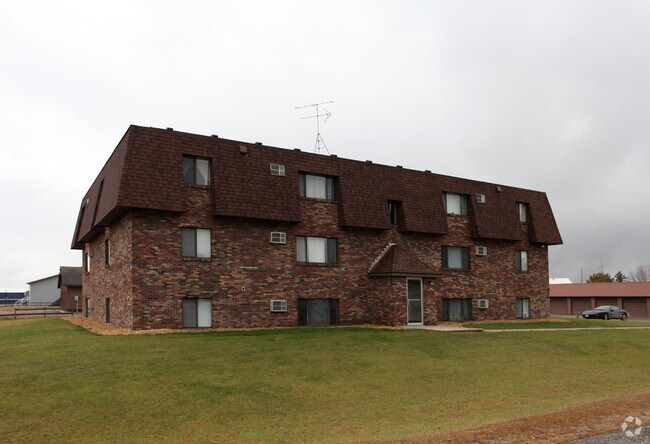 Photo - Pineview Apartments