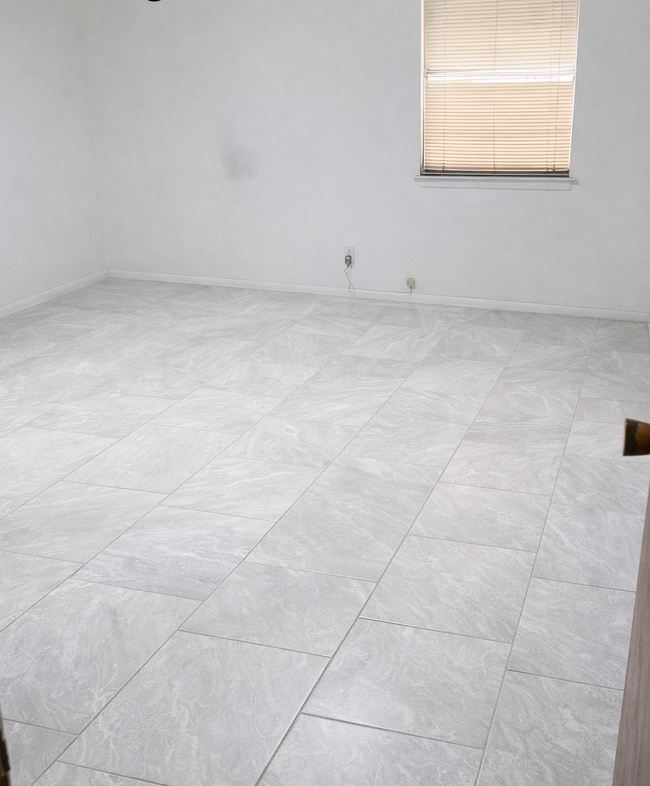 Photo - 1506 McCarthy Ave