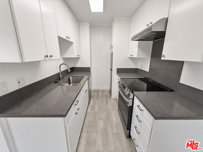 Photo - 6615 Pacific Ave Unit 202