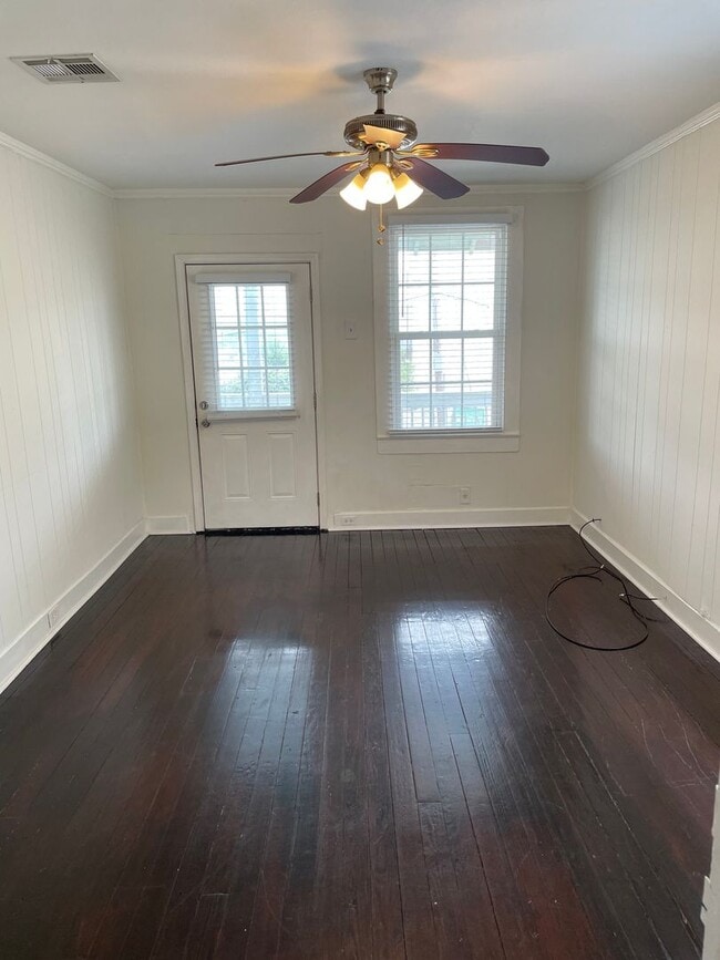 Photo - 2BD/1BA Uptown with Washer and Dryer in Unit and Backyard Unit 3434 Danneel Street