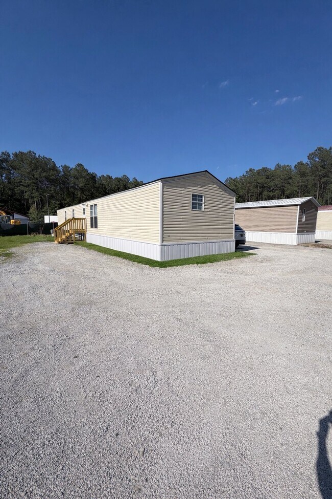 Photo - 2111 Harristown Rd