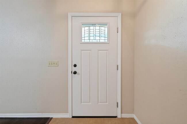 Photo - 13514 Clayton Hill Dr