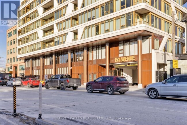 Photo - 151 Avenue Rd Unit 805