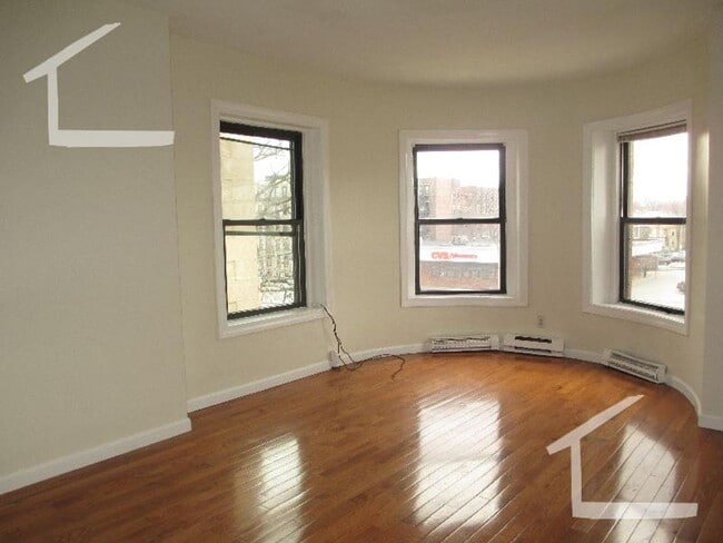 Photo - 2BR 1Bth unit. Heat/Hot Water included. Laundry in building
