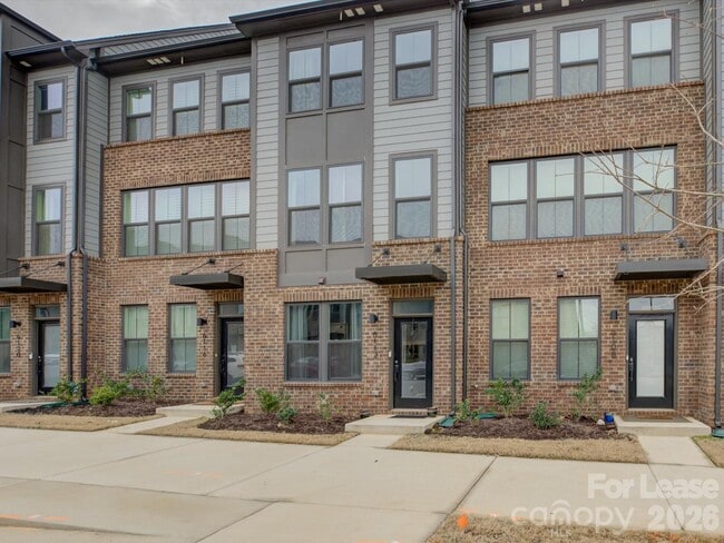 Photo - 6112 Station Crossing Ave