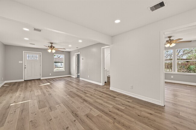 Photo - 7436 Abilene St