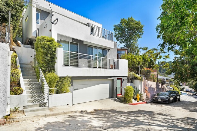 Photo - Your Perfect 3/2.5 Los Angeles Home Availa...