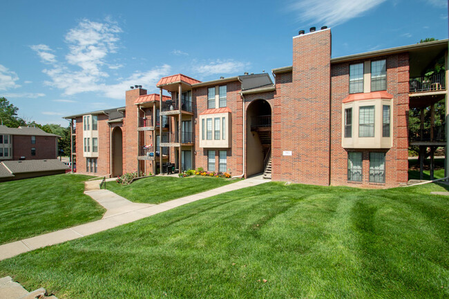 Tara Villas on the Green Apartments - Papillion, NE | ForRent.com