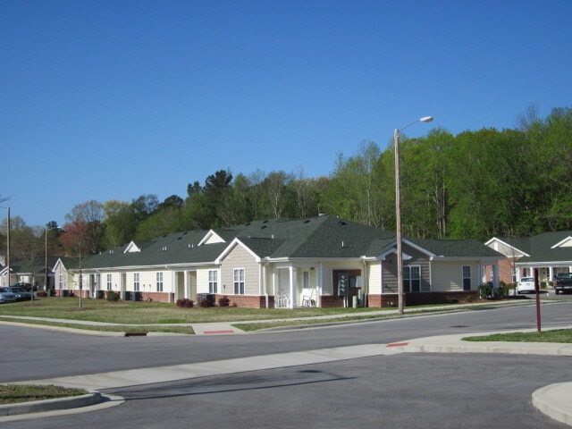 Windsor Crossing Apartments