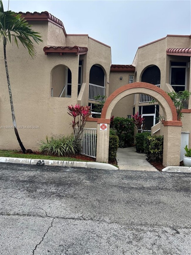 8657 SW 5th St Unit 205