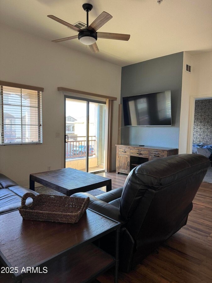 Photo - 2725 E Mine Creek Rd