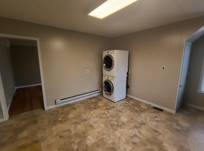 Photo - 609 E Water St Unit East