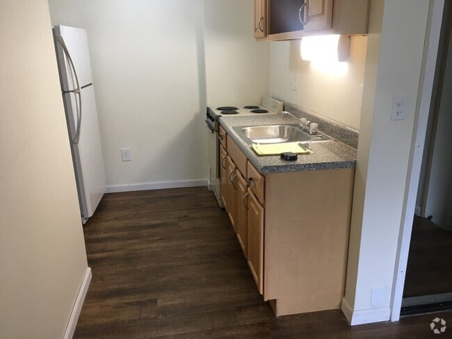 Building Photo - 22 Nanticoke Ave Unit 22-9 Rental