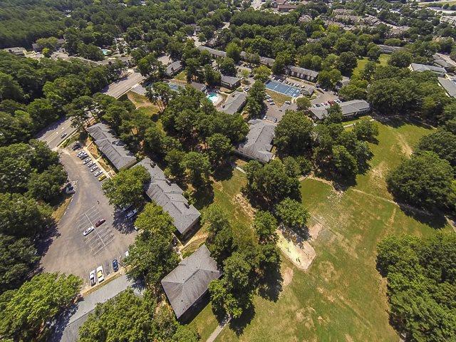 Lexington on the Green
