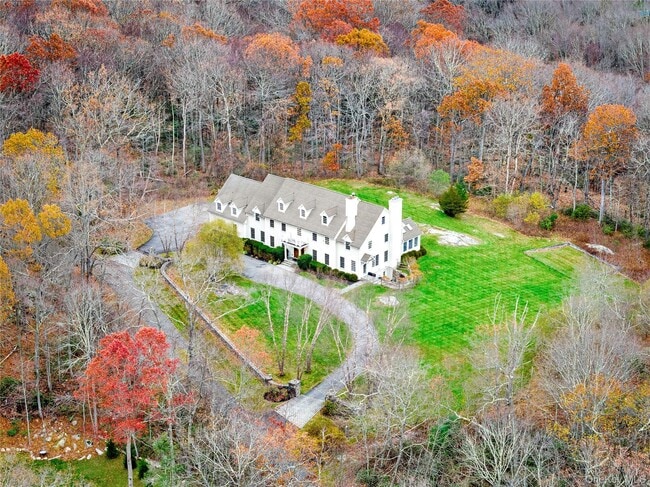 Photo - 11 Lost Nations Rd