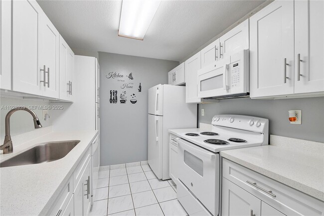 Photo - 7205 Miami Lakes Dr Unit B3