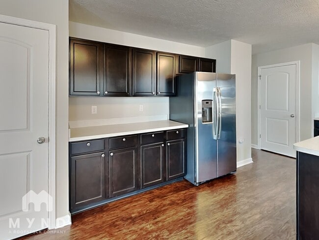 Photo - 335 Cloverhill Dr