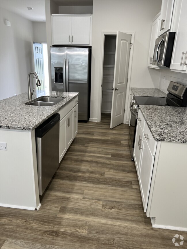 Building Photo - 18 Matrix Ct Rental