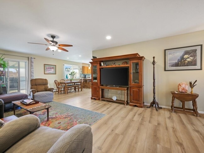 Photo - 2981 Bookcliff Ave