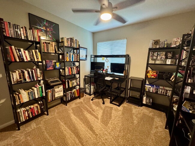 111 Hawk Cir
