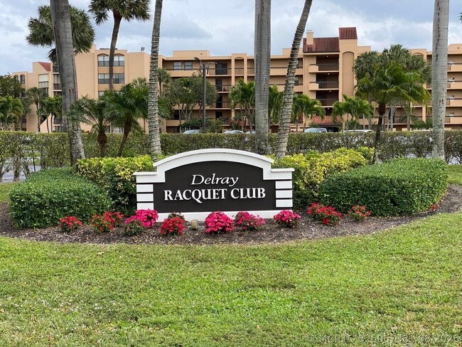Building Photo - 755 Dotterel Rd Unit 1108