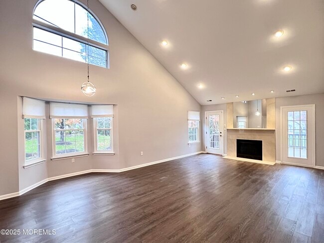 Photo - 163 Colony Ln