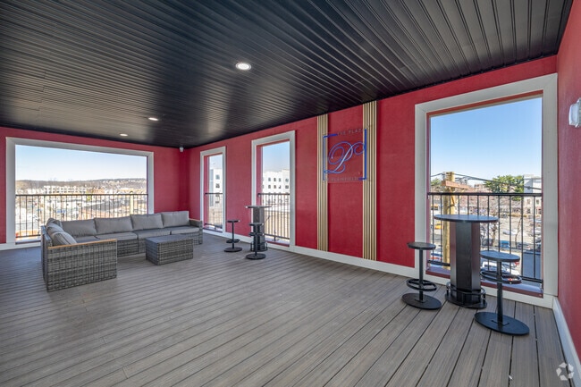 Sundeck