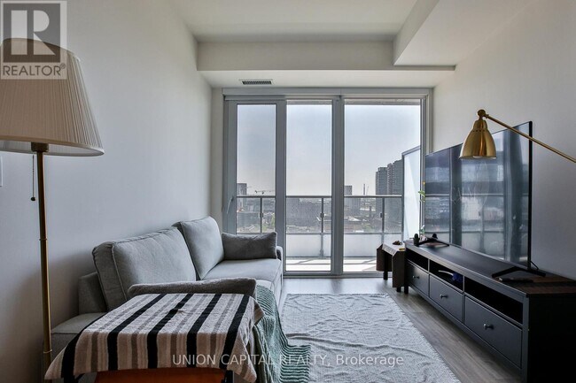 Photo - 70 Princess St Unité 1806E
