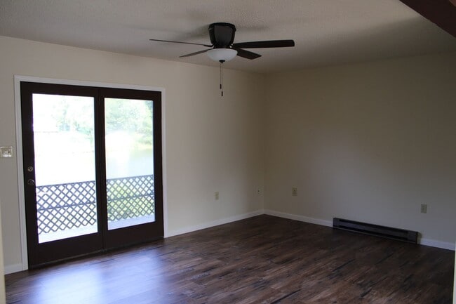 Photo - 109 Twin Hills Rd