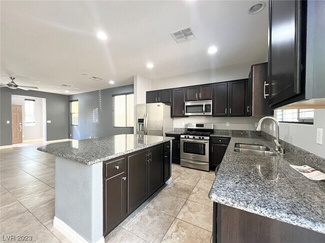 Photo - 8520 Orly Ave