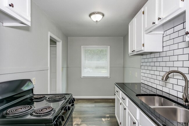Photo - Super Affordable One Bedroom Duplex!