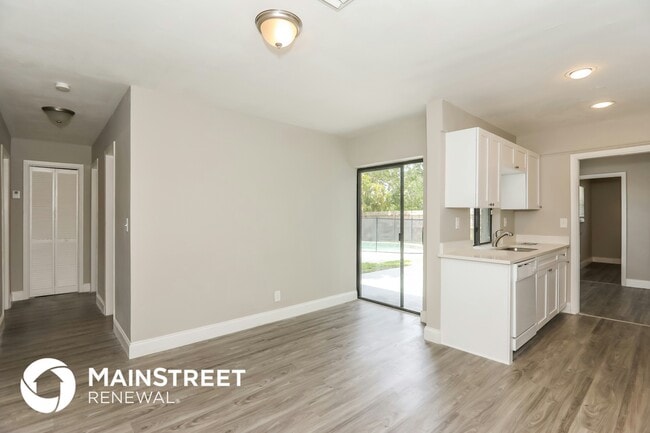 Photo - 1377 NW 55th Ave